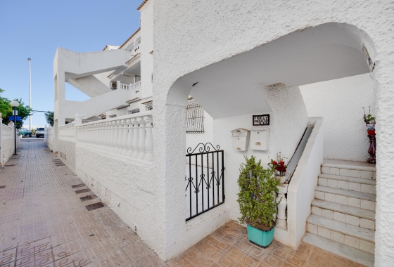 Resale - Bungalow - Torrevieja - Playa De Los Naufragos