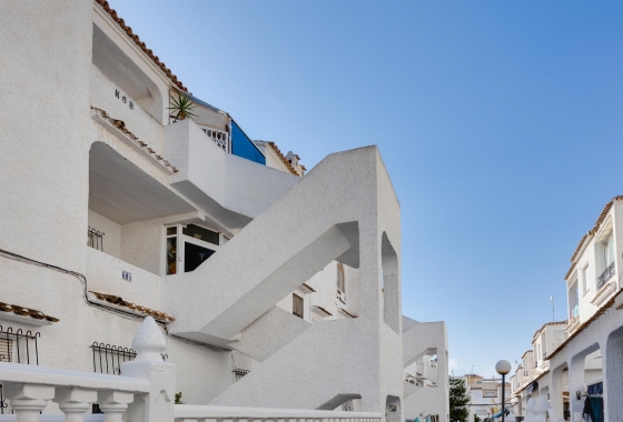 Reventa - Bungalow - Torrevieja - Playa De Los Naufragos