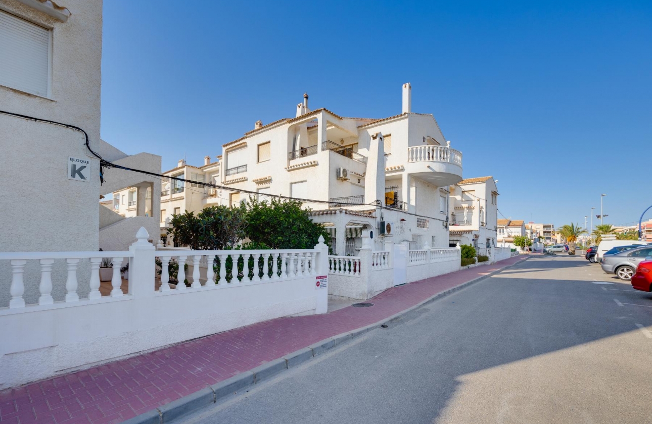 Reventa - Bungalow - Torrevieja - Playa De Los Naufragos