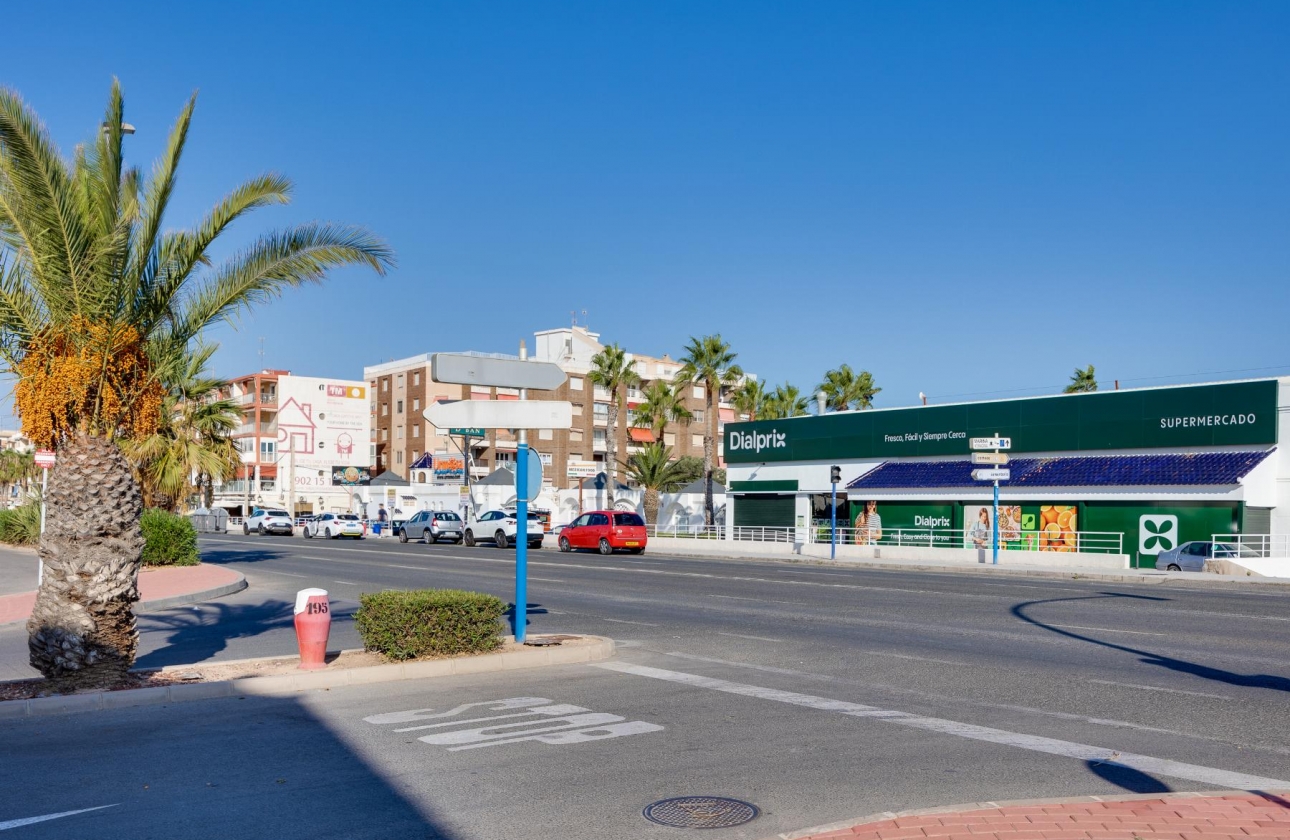 Rynek wtórny - Bungalow - Torrevieja - Playa De Los Naufragos