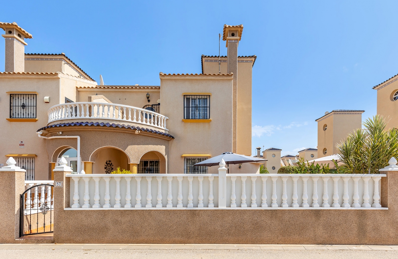 Resale - Villa - Orihuela Costa - Lomas de Cabo Roig