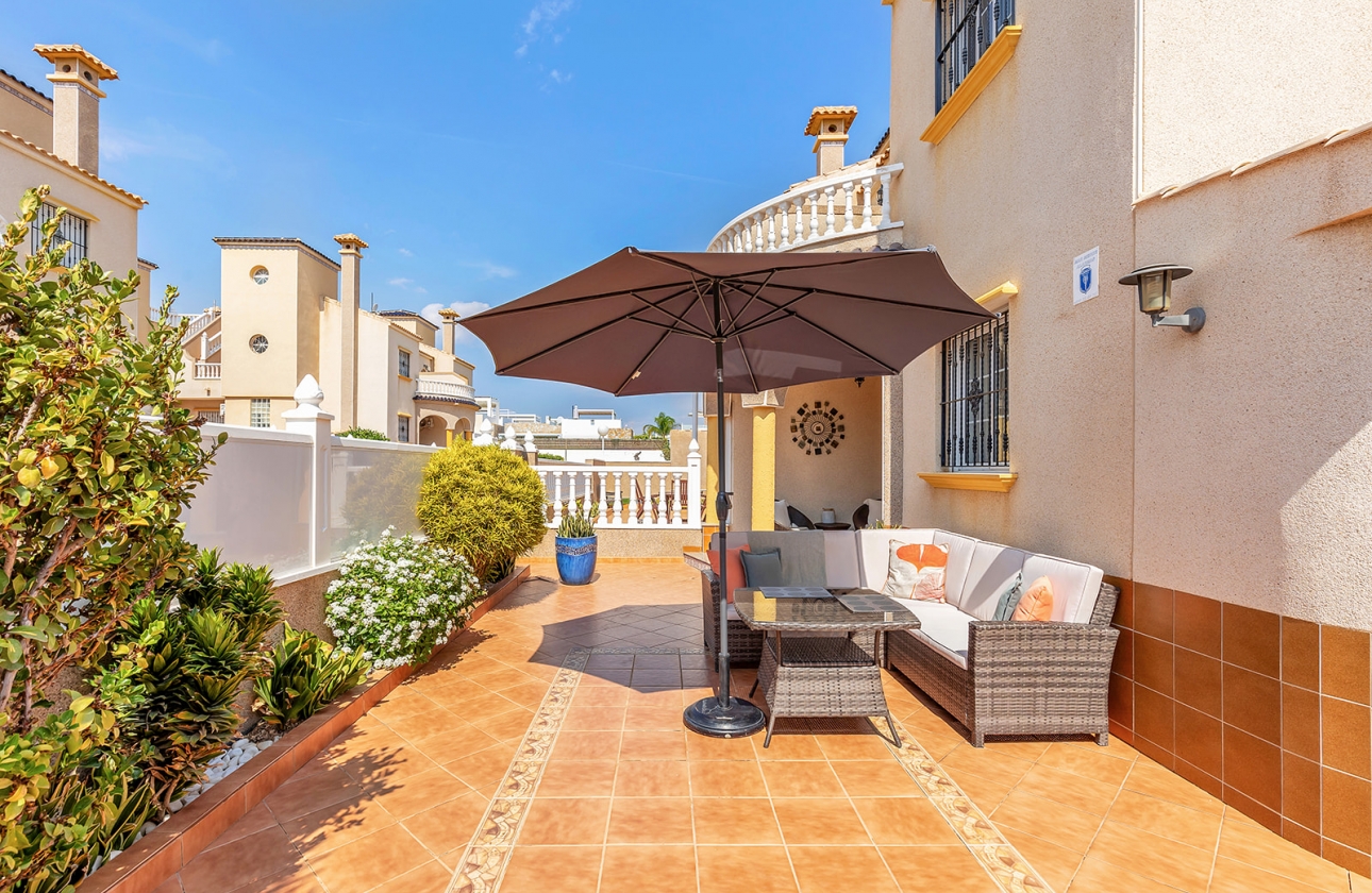 Resale - Villa - Orihuela Costa - Lomas de Cabo Roig