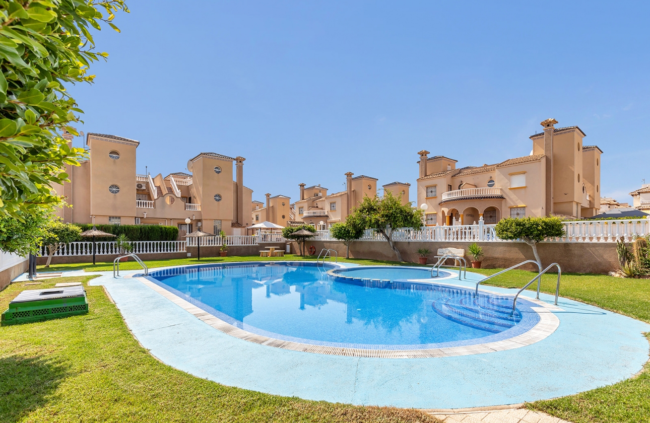 Resale - Villa - Orihuela Costa - Lomas de Cabo Roig