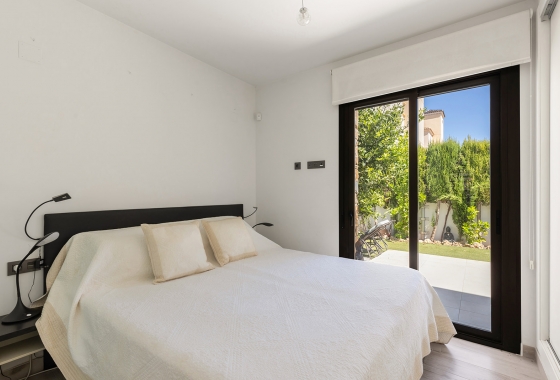 Rynek wtórny - Villa - Orihuela Costa - Lomas de Cabo Roig