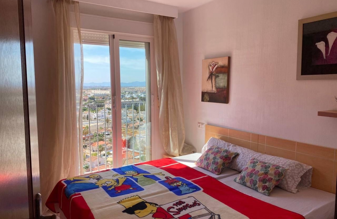 Rynek wtórny - Apartament - Torrevieja - Playa de los Locos