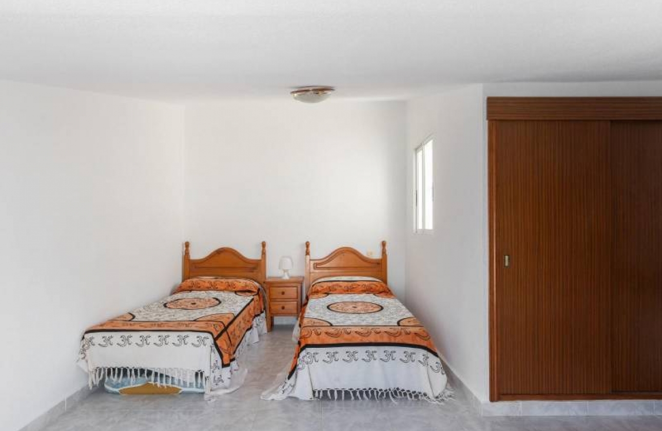 Resale - Bungalow - Torrevieja - San Luis