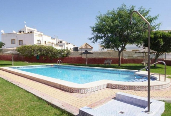 Resale - Bungalow ground floor - Orihuela Costa - Los Altos