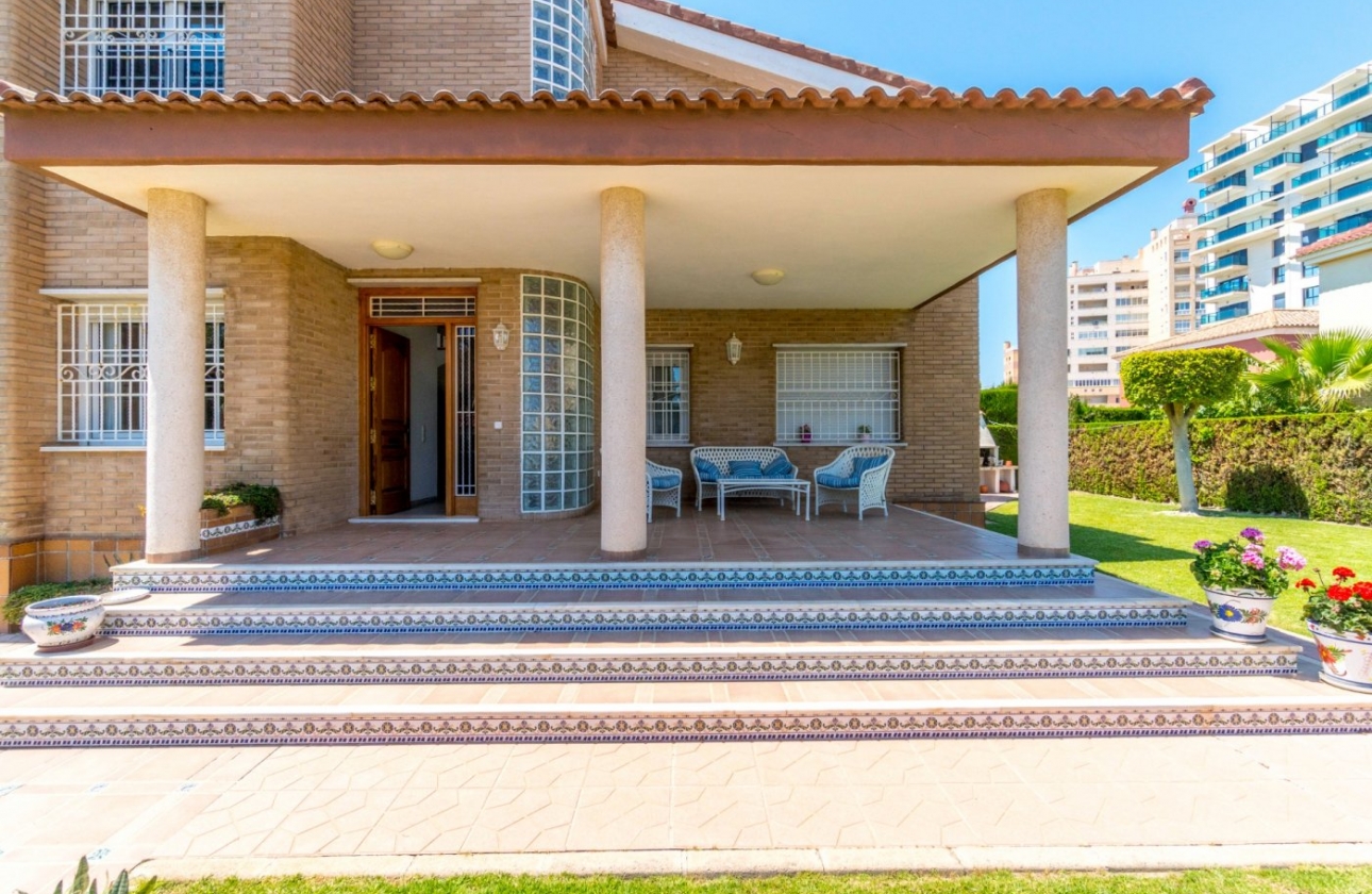 Resale - Villa - Torrevieja - La veleta