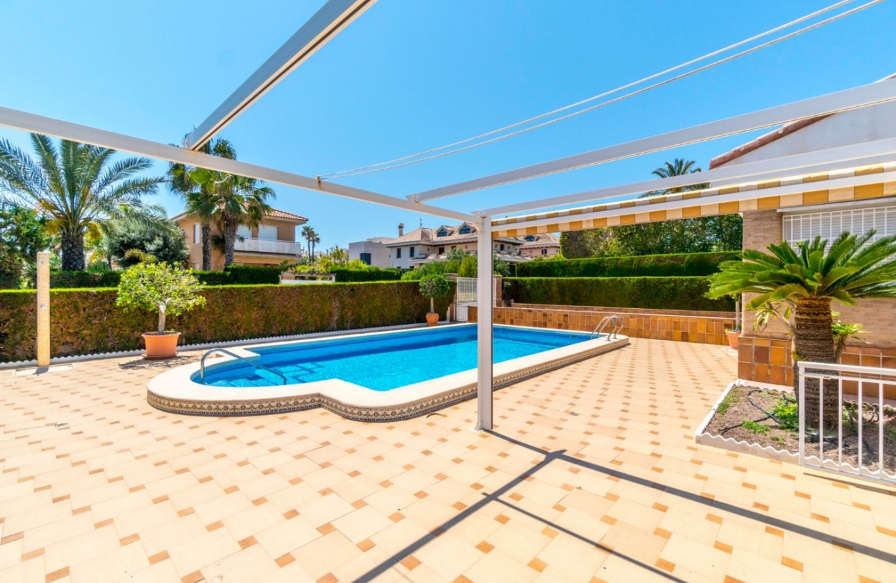 Rynek wtórny - Villa - Torrevieja - La veleta