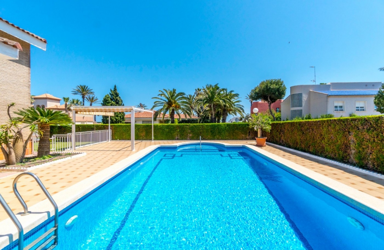 Rynek wtórny - Villa - Torrevieja - La veleta