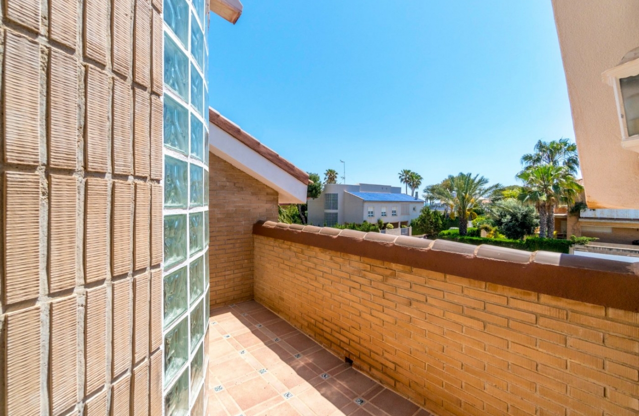 Reventa - Villa - Torrevieja - La veleta