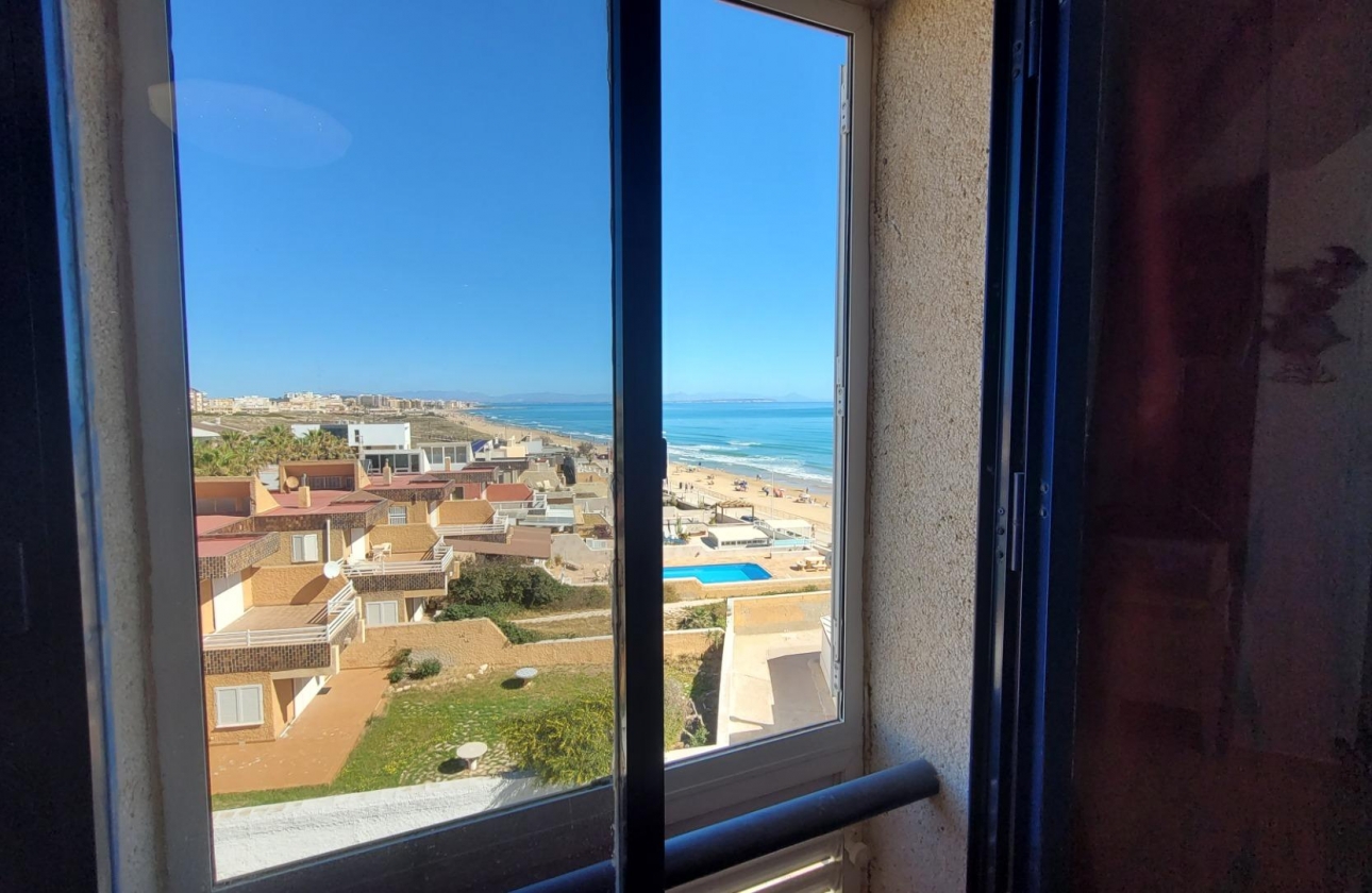 Resale - Apartment - Torrevieja - La Mata