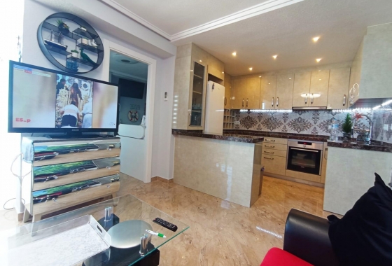 Resale - Apartment - Torrevieja - La Mata