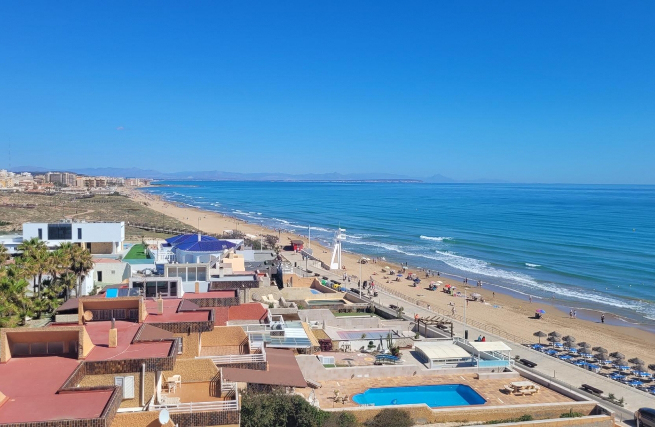 Resale - Apartment - Torrevieja - La Mata