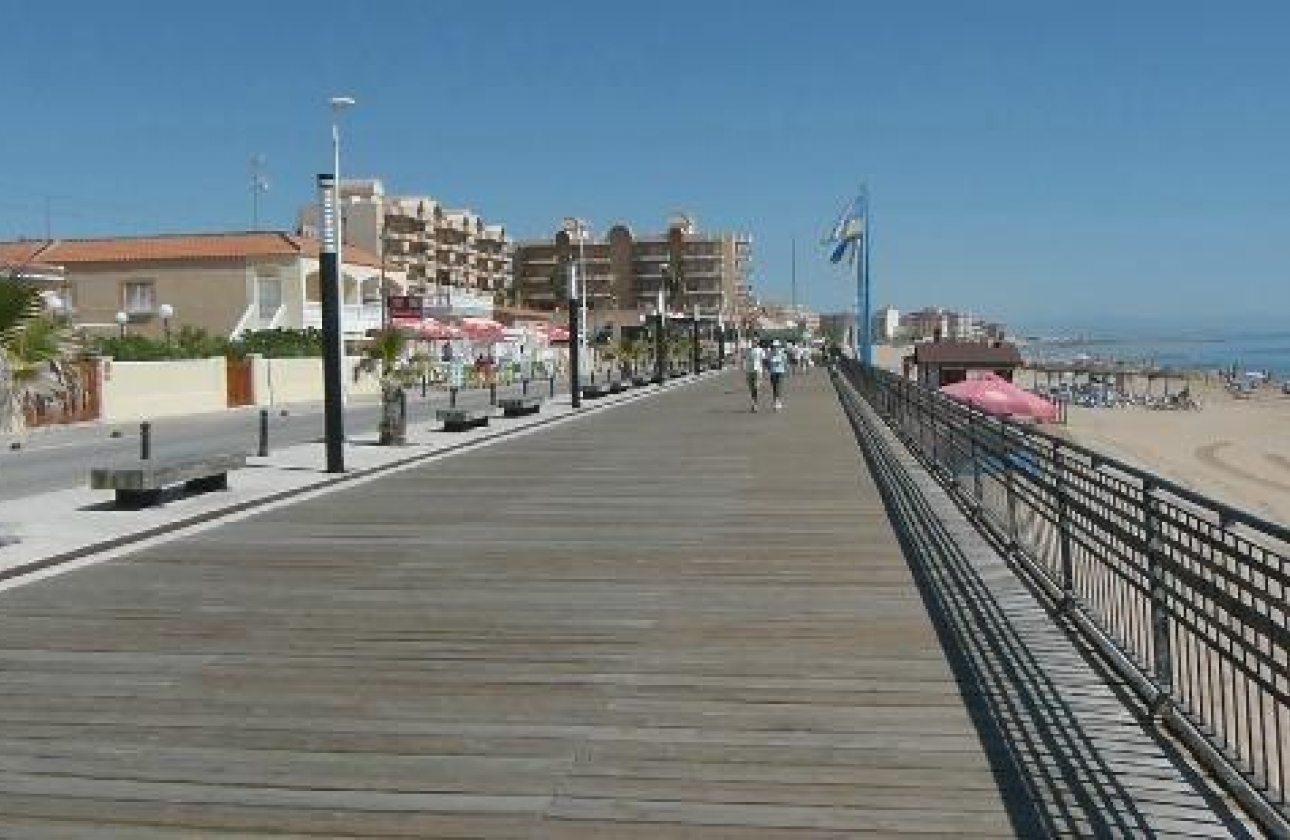 Resale - Apartment - Torrevieja - La Mata