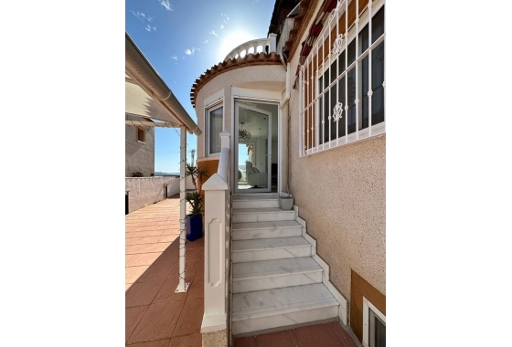 Resale - Terraced house - San Miguel de Salinas