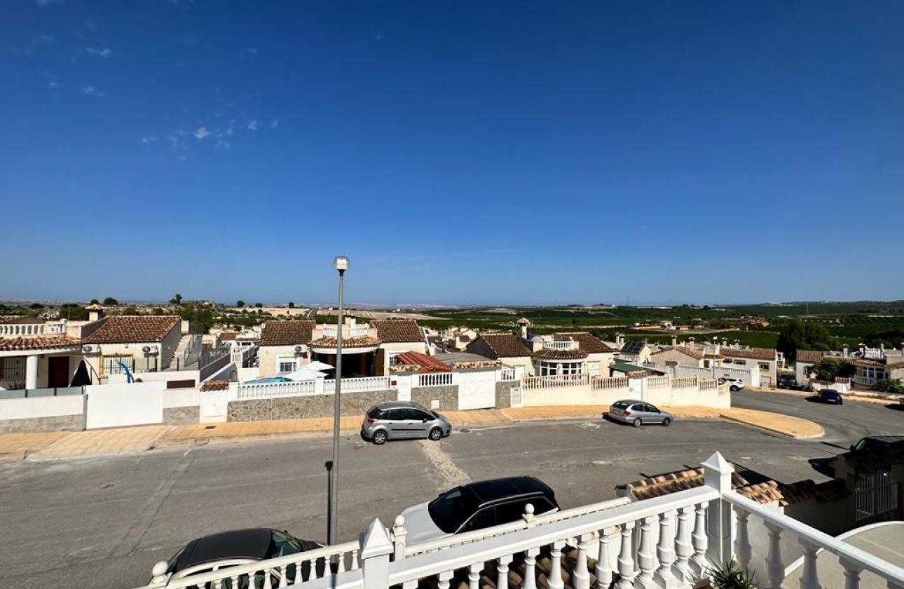 Resale - Terraced house - San Miguel de Salinas