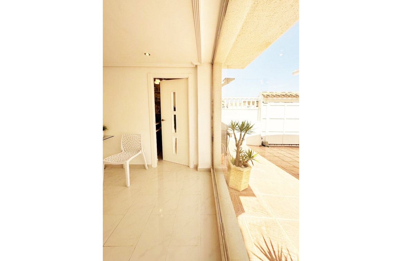 Resale - Terraced house - San Miguel de Salinas