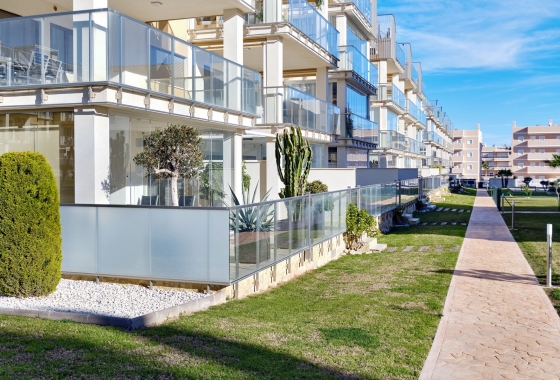 Resale - Apartment - Orihuela Costa - Villamartin