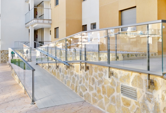 Resale - Apartment - Orihuela Costa - Villamartin