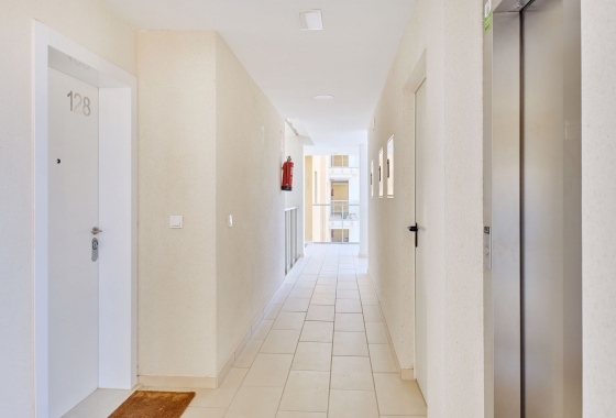 Resale - Apartment - Orihuela Costa - Villamartin