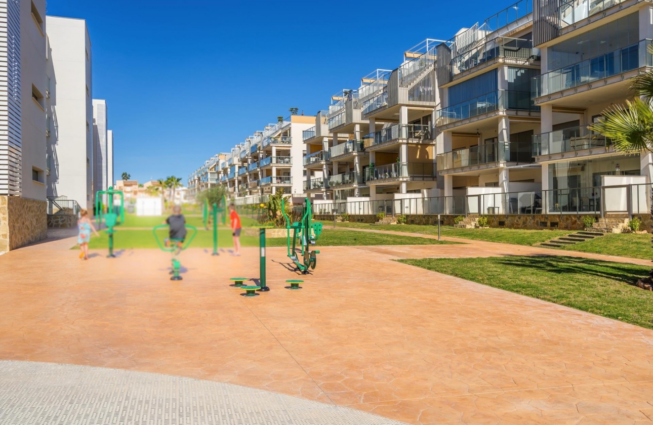 Resale - Apartment - Orihuela Costa - Villamartin