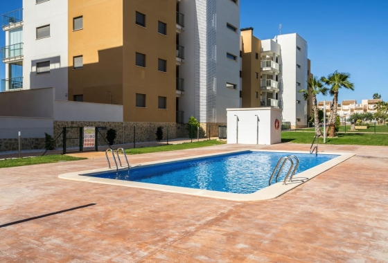 Resale - Apartment - Orihuela Costa - Villamartin