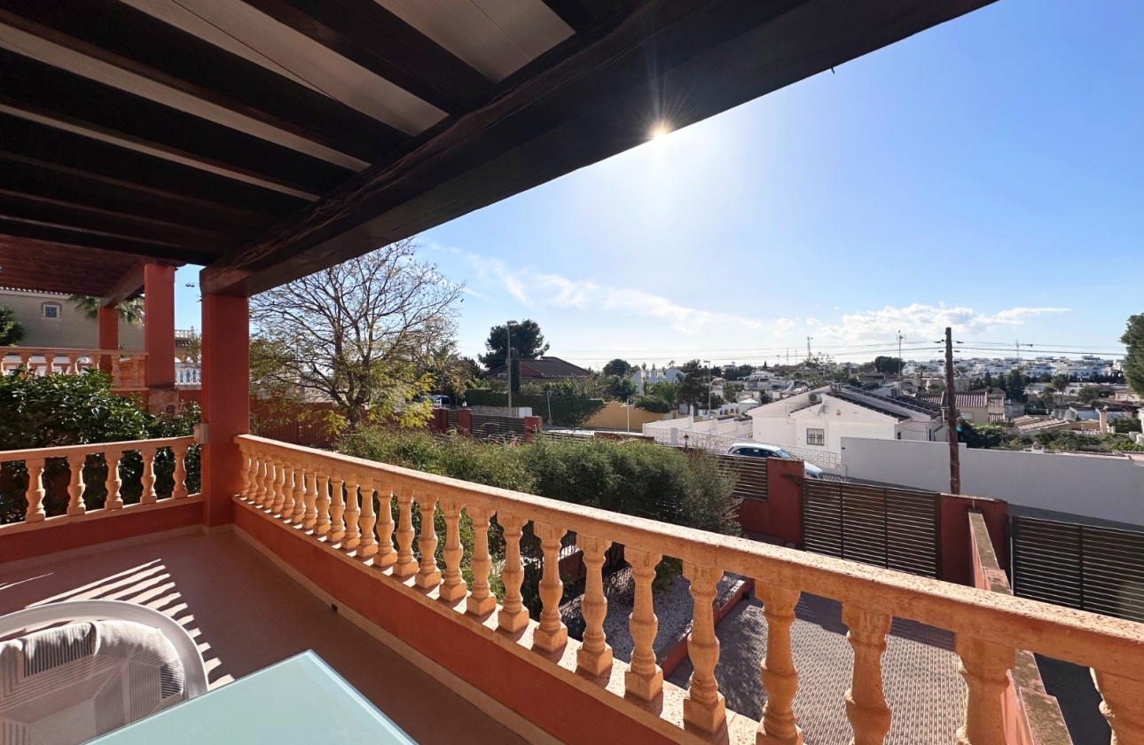 Rynek wtórny - Villa - Torrevieja - Los Balcones