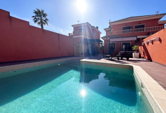 Rynek wtórny - Villa - Torrevieja - Los Balcones