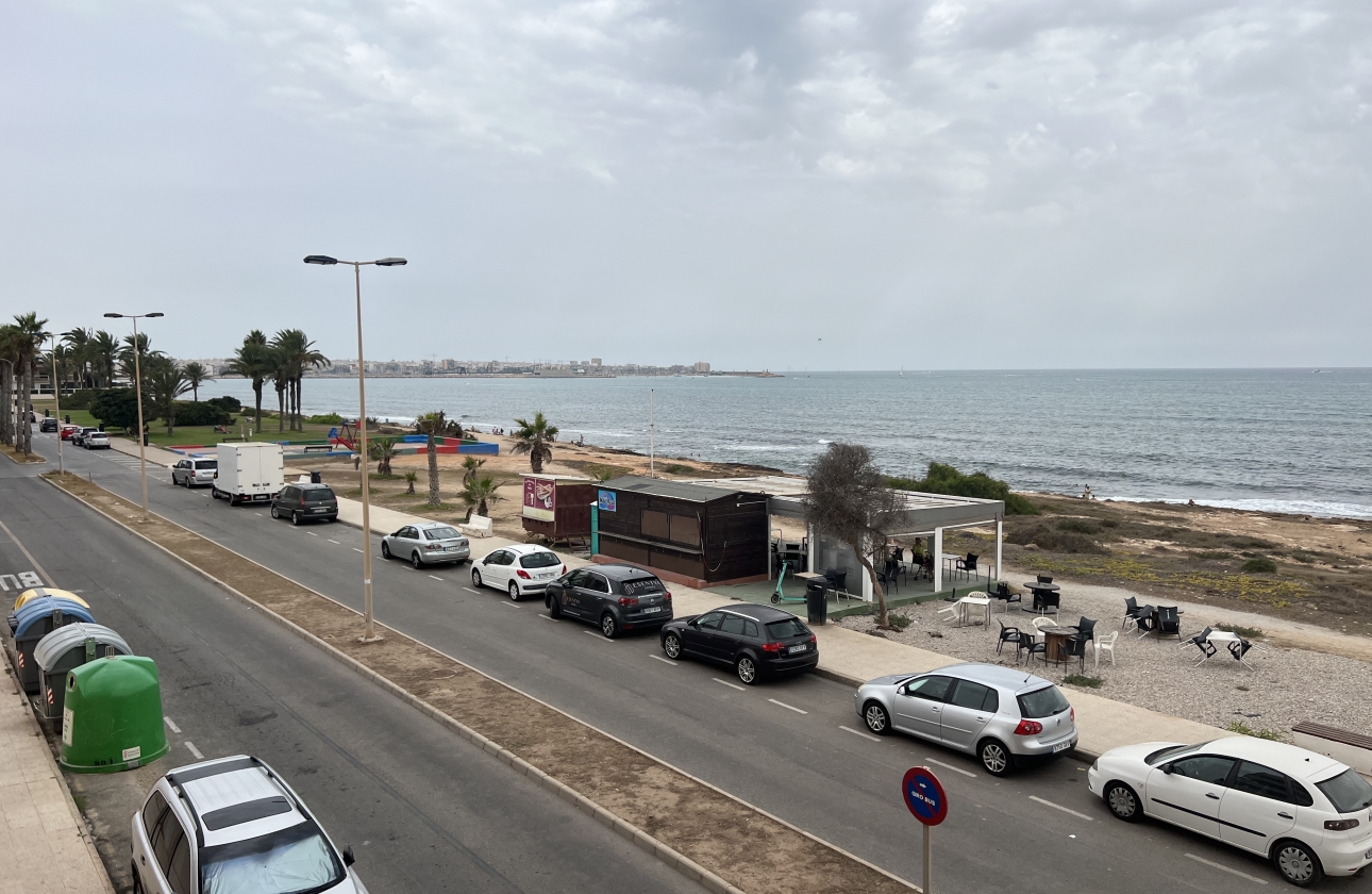 Resale - Apartment - Torrevieja - La Veleta