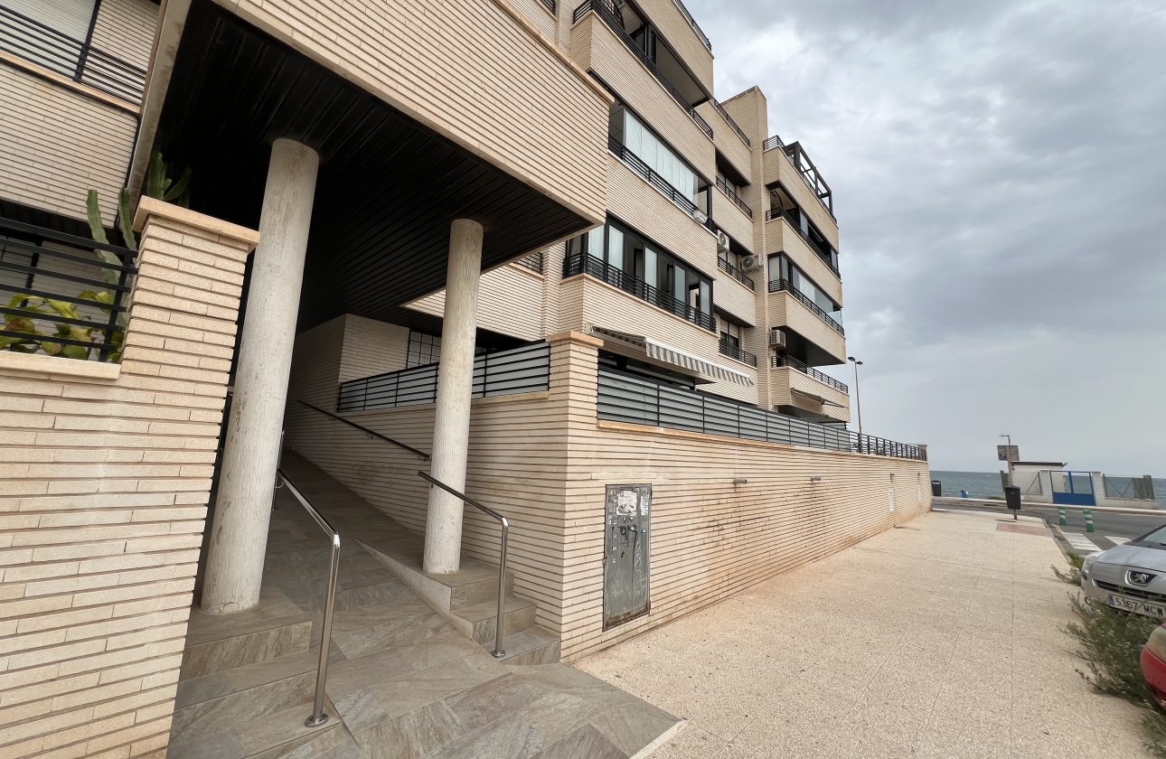 Resale - Apartment - Torrevieja - La Veleta