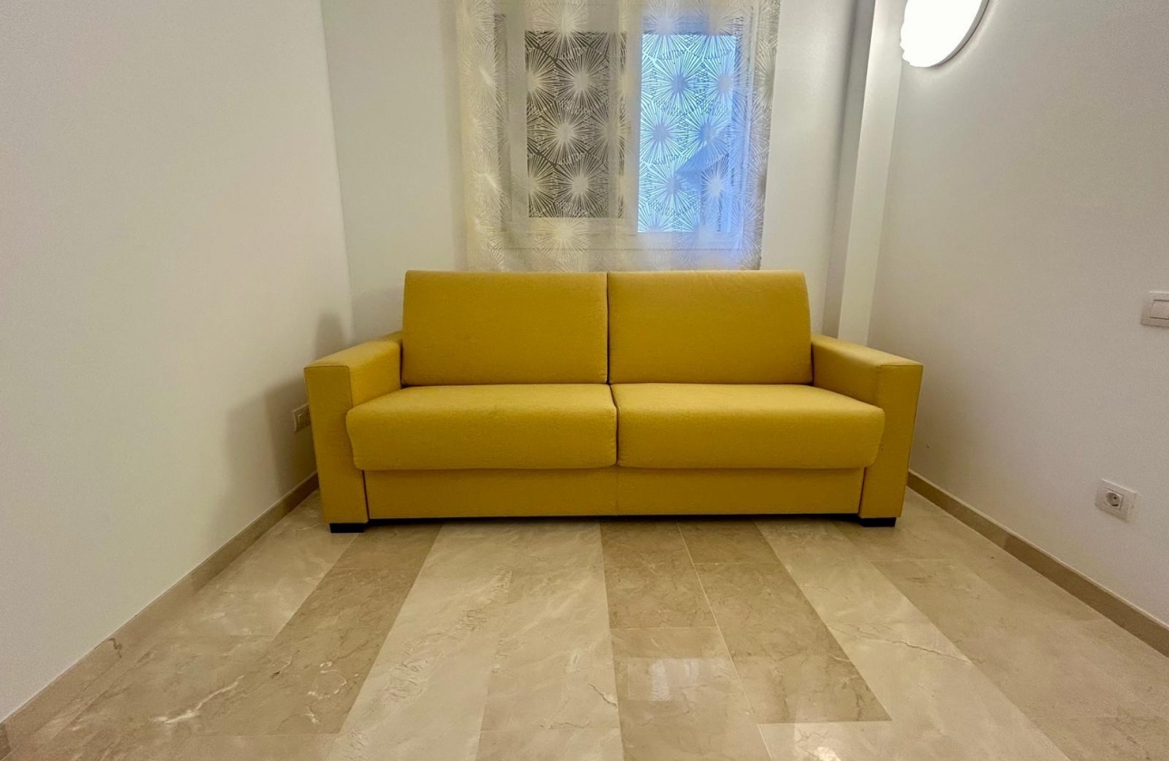 Rynek wtórny - Apartament - Torrevieja - Punta prima