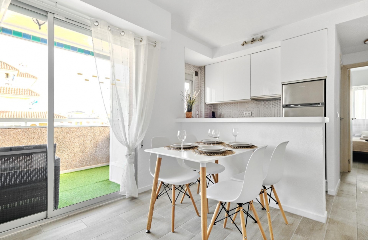 Rynek wtórny - Apartament - Torrevieja - La Mata