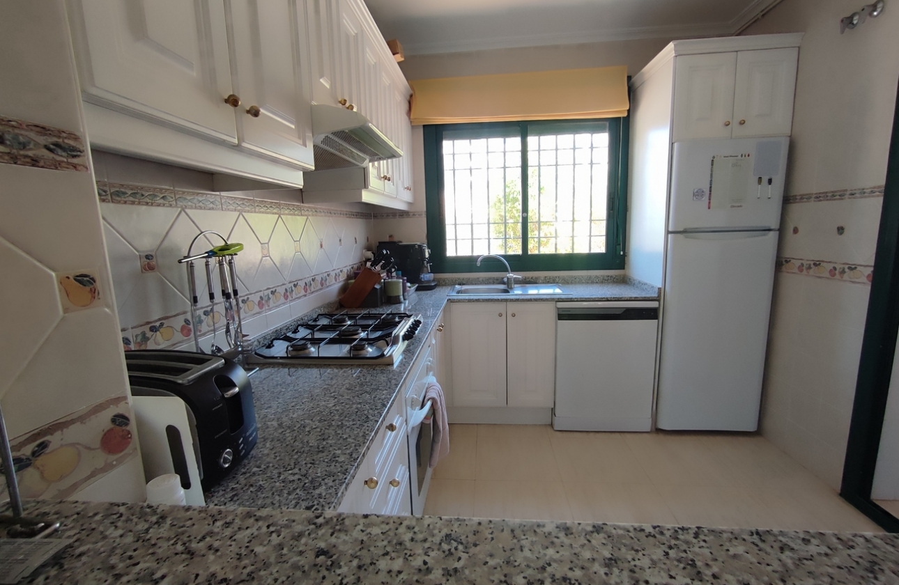 Resale - Apartment - Orihuela Costa - Campoamor Golf