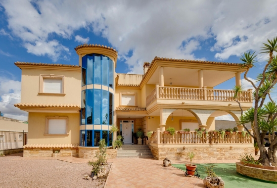 Rynek wtórny - Detached House / Villa - Orihuela - Hurchillo