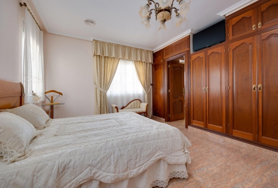 Rynek wtórny - Detached House / Villa - Orihuela - Hurchillo