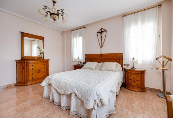 Rynek wtórny - Detached House / Villa - Orihuela - Hurchillo