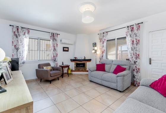 Reventa - Villa - Torrevieja - La siesta