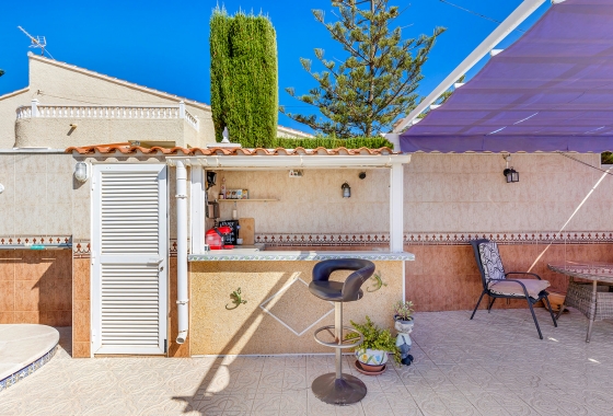 Resale - Villa - Torrevieja - La siesta