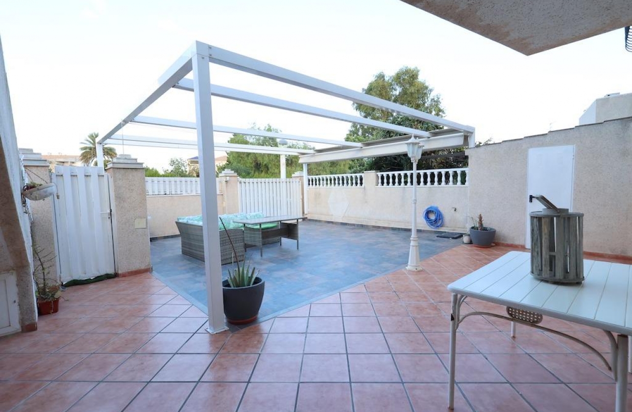 Resale - Bungalow - Orihuela Costa - Cabo Roig