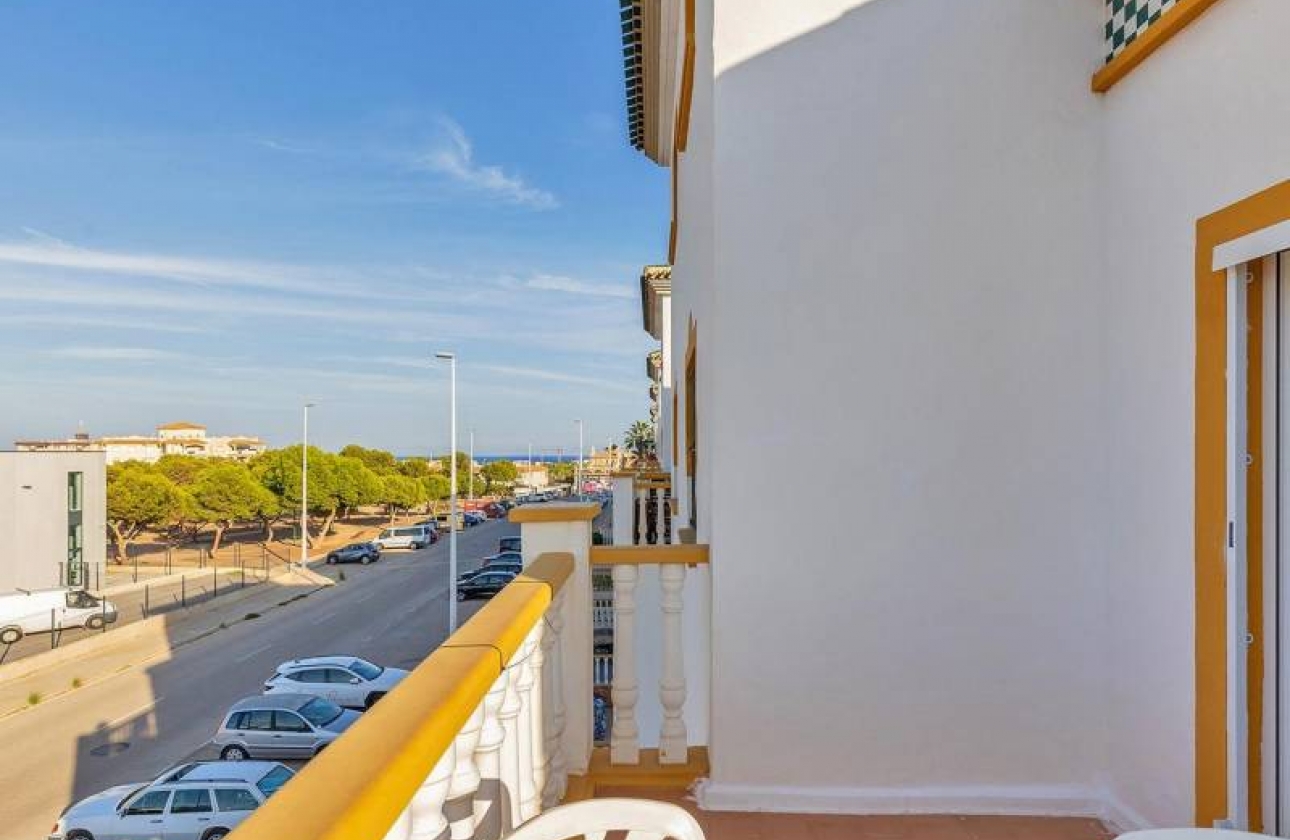 Reventa - Apartment - Orihuela Costa - La Zenia