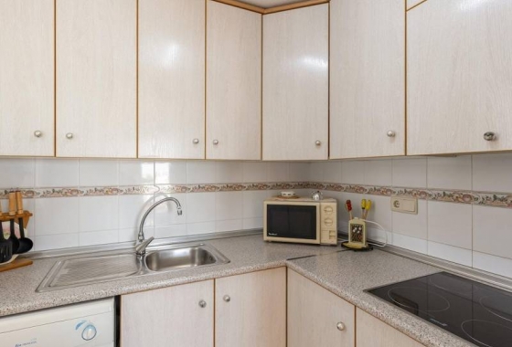 Resale - Apartment - Orihuela Costa - La Zenia