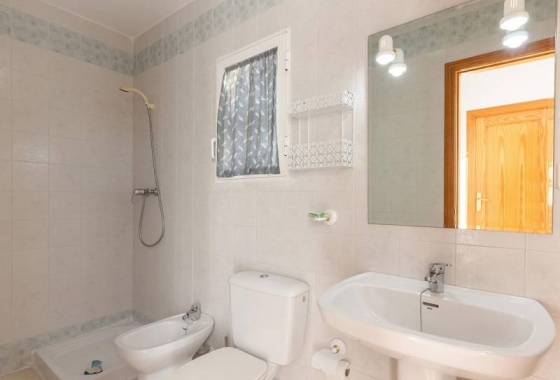 Resale - Apartment - Orihuela Costa - La Zenia