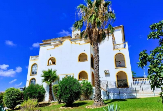 Resale - Apartment - Orihuela Costa - La Zenia