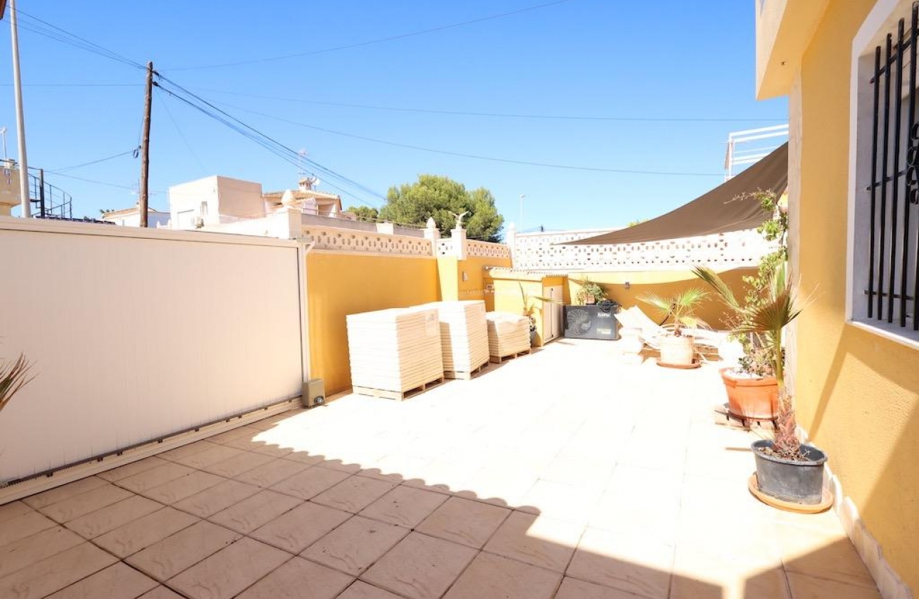 Resale - Townhouse - Orihuela Costa - Lomas de Cabo Roig