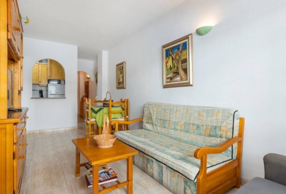 Resale - Apartment - Torrevieja - Estacion de autobuses