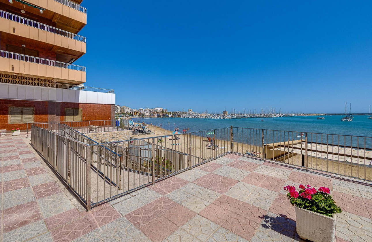 Resale - Apartment - Torrevieja - El Acequión