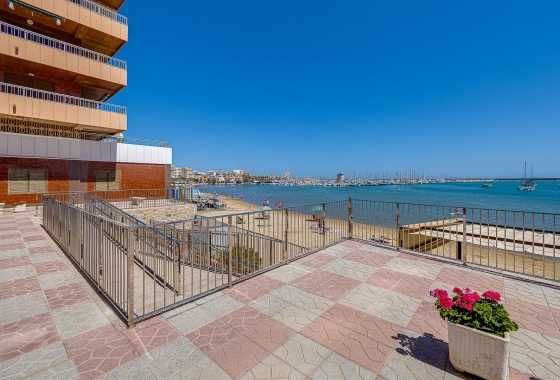 Resale - Apartment - Torrevieja - El Acequión