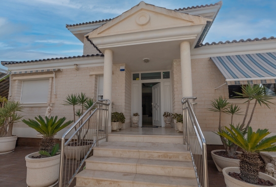 Reventa - Villa - Torrevieja - Cabo cervera