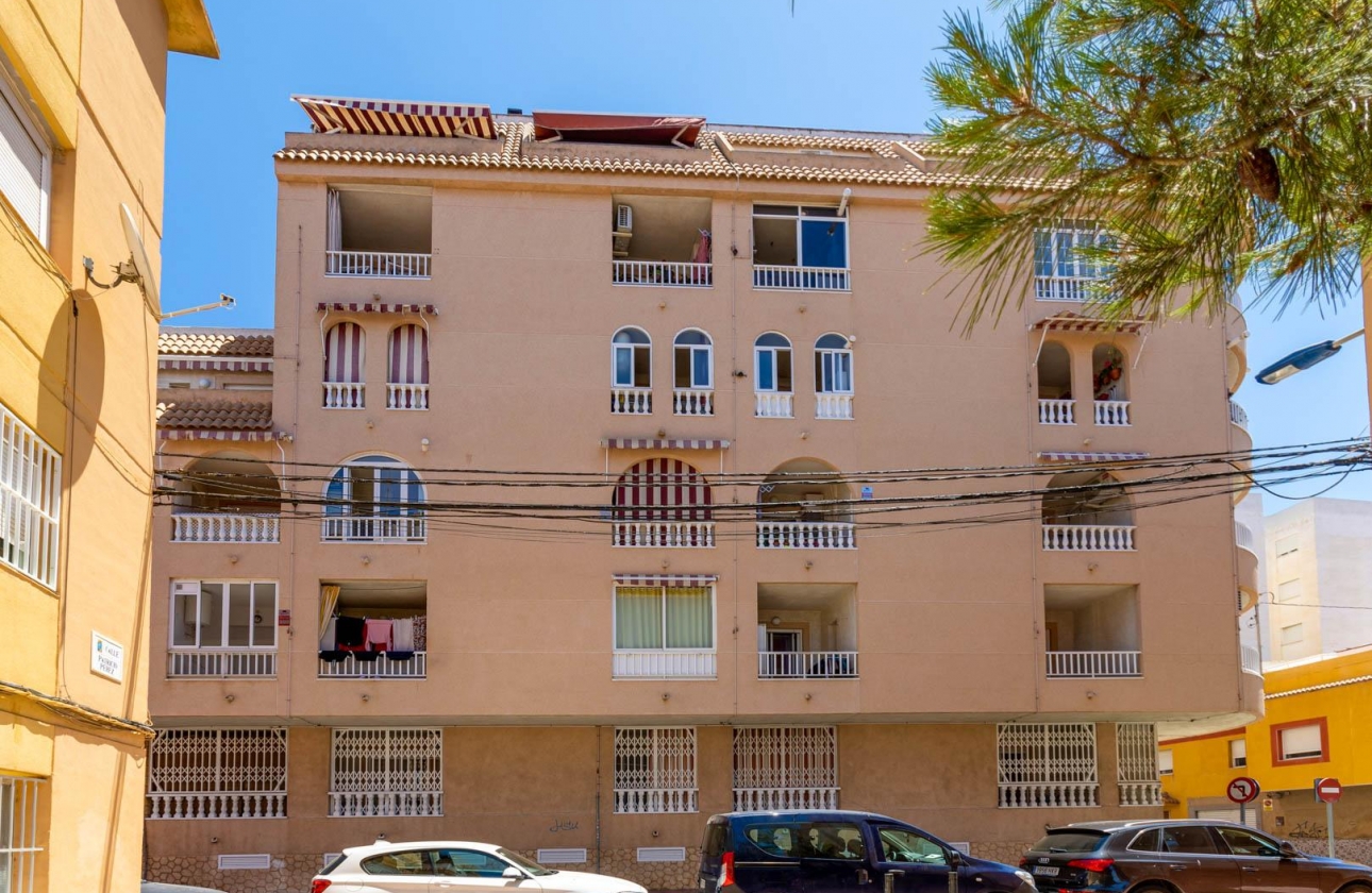 Resale - Apartment - Torrevieja - Centro